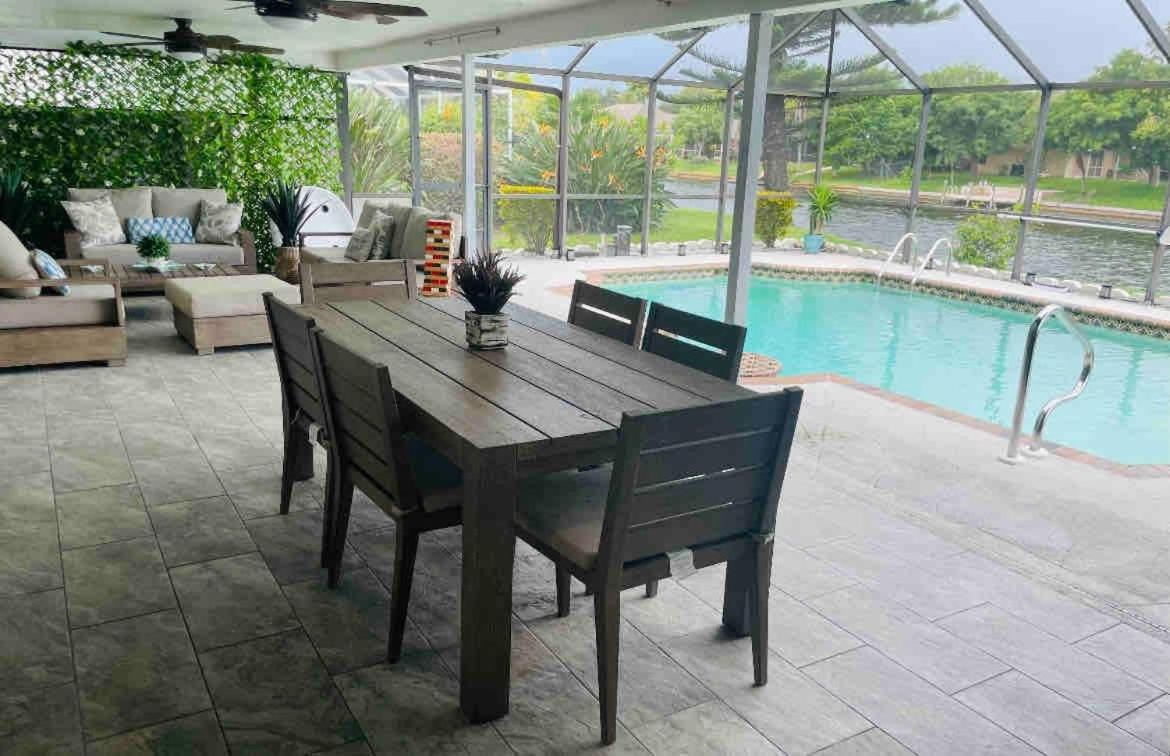 Hidden Secret Waterfront Retreat Villa Cape Coral Exterior photo